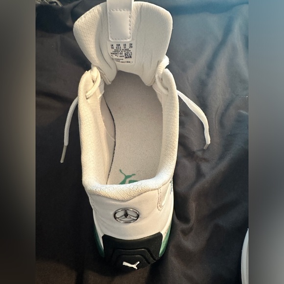 NEW PUMA MERCEDES BENZ AMG PETRONAS MOTORSPORT Size 11 with box no lid - Picture 5 of 10